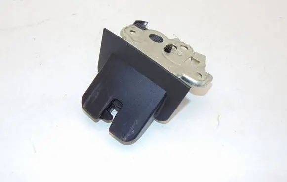 Audi A3 S3 A3 Sportback 8P Tailgate/trunk/boot lock/catch/latch 1K9827505A