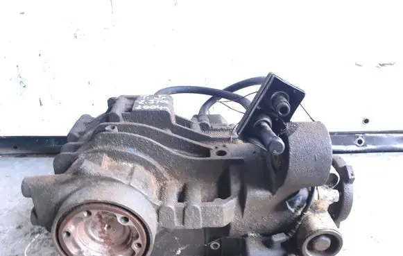 Volkswagen Transporter - Caravelle T5 Rear differential 02W525554C