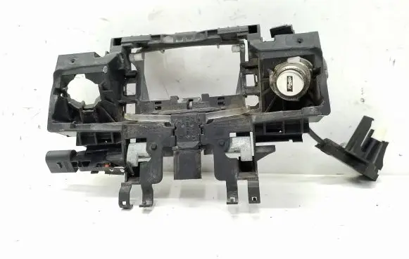 Audi A8 S8 D3 4E Front door exterior handle/bracket 4E0949137 4E0839885E