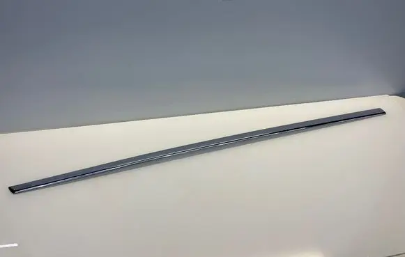 Mercedes-Benz GLK (X204) Front door trim (molding) A2047200580 2047200580