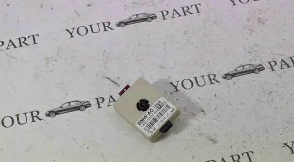 BMW 5 E60 E61 Aerial antenna filter 9110621