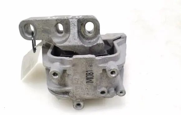 Volkswagen PASSAT B7 Engine mount bracket 1K0199262CR