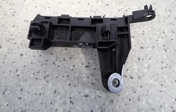 Honda Jazz Front bumper mounting bracket 