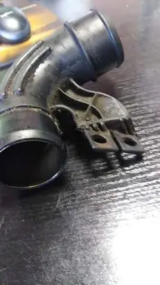 Mercedes-Benz ML W163 Intercooler hose/pipe A1635011124