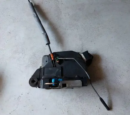 Front door lock