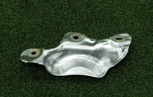Renault Master III Heat shield in engine bay 140139769R