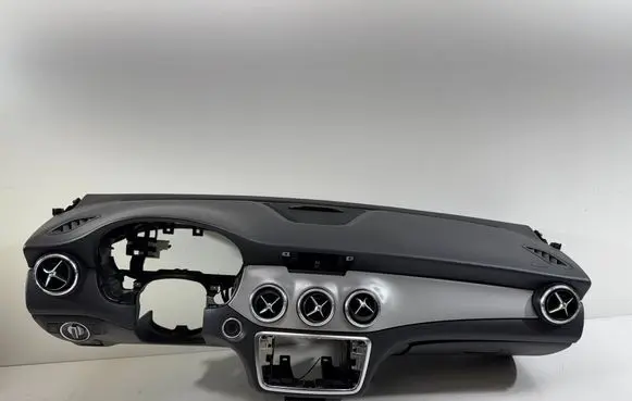 Mercedes-Benz CLA C117 X117 W117 Dashboard