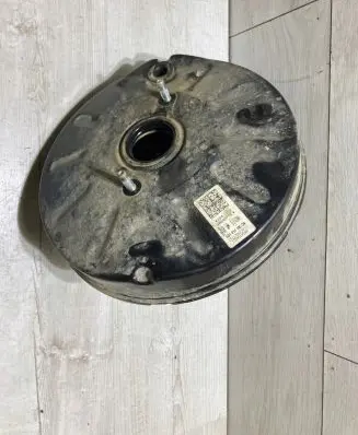 Skoda Octavia Mk3 (5E) Brake booster 5q0614105cn