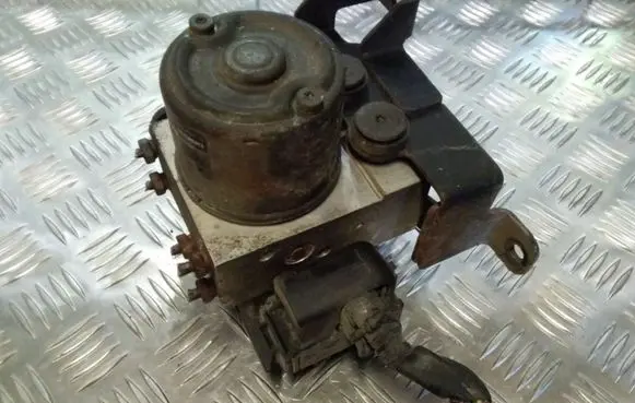 Hyundai Terracan ABS Pump 58910H1000 SW03313010