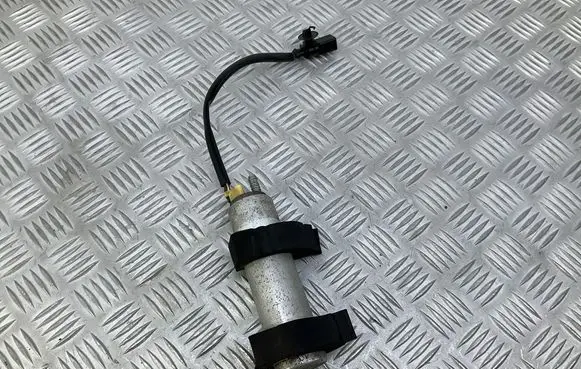 Audi A5 Sportback 8TA Fuel injection high pressure pump 8K0906095B