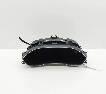 Audi Q3 F3 Speedometer (instrument cluster) 83A920700B A3C0315970001