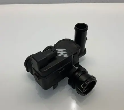 Mercedes-Benz E W211 Coolant heater control valve A2118320584 2118320584