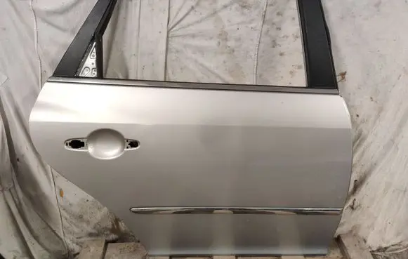 Hyundai Grandeur Rear door