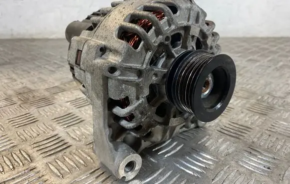 BMW 5 E39 Generator/alternator 101546 6918 1803