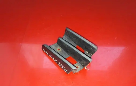 Mitsubishi Pajero Sport I Front fog light trim/grill MR478680