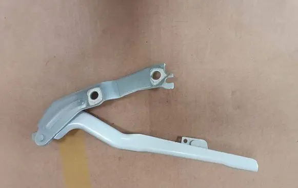 Volkswagen Tayron I Engine bonnet/hood hinges 57N823301
