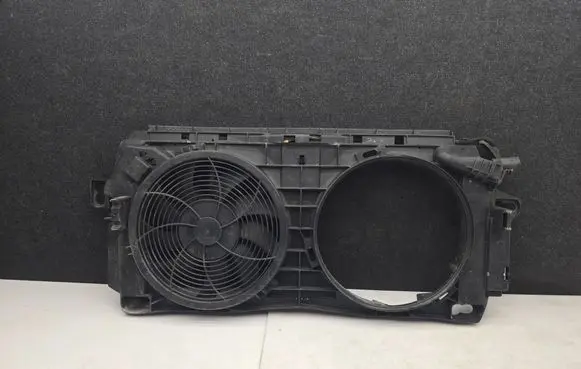 Mercedes-Benz Sprinter W906 Radiator cooling fan shroud A9065051388 M162738FS2066 Z303