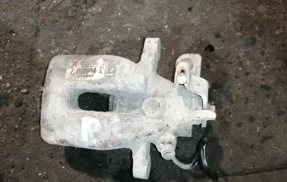 Citroen C4 I Rear brake caliper
