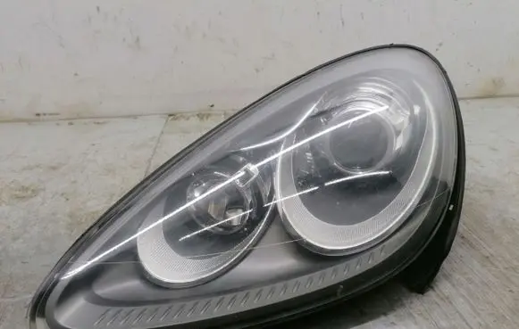Porsche Cayenne (92A) Headlight/headlamp