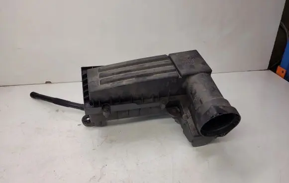 Audi A3 S3 8P Air filter box cover 