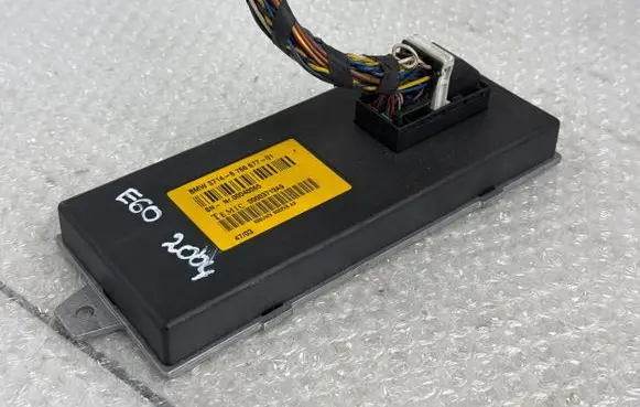 BMW 5 E60 E61 Other control units/modules 6766677 37146766677 676667701