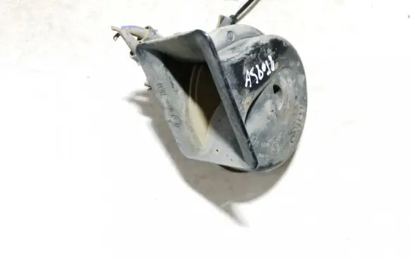 Volkswagen PASSAT B4 Horn signal