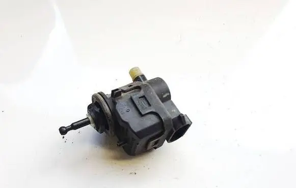 Volvo S40, V40 Headlight level adjustment motor 007878