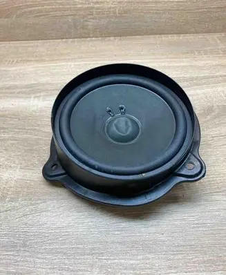 Mercedes-Benz CLS C219 Front door speaker 2198200402