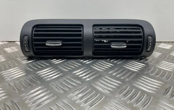Mercedes-Benz CLC CL203 Dash center air vent grill A2038302254
