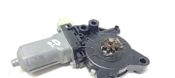 KIA Soul Front door window regulator motor 824601M000