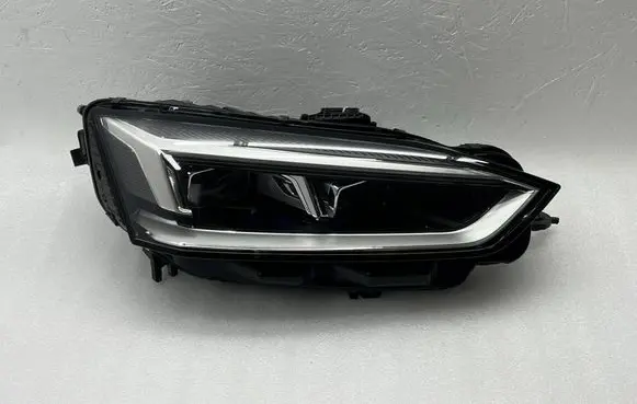 Audi A5 Headlight/headlamp 8W6941034E