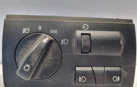 Light switch