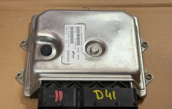 Fiat 500 Engine control unit/module ECU 8GSF.HM 51910521 BC0109574B