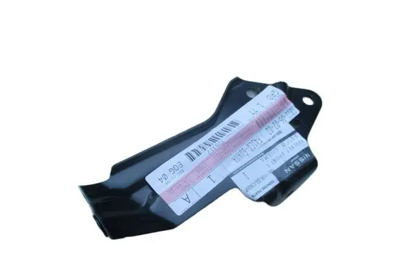 Nissan Qashqai J12 Fender mounting bracket F41C0-6UAMA