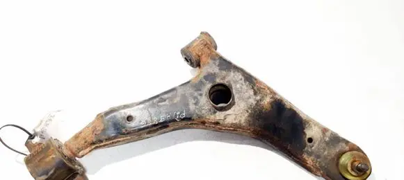 Volvo S40, V40 Front lower control arm/wishbone