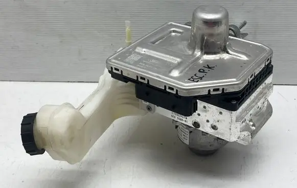 Ford Escape IV ABS Pump PZ1C2D335EM PZ1C2C219EM