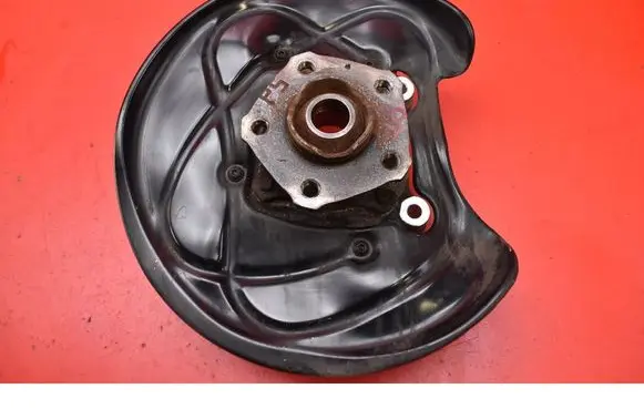 Audi e-tron Front wheel hub spindle knuckle 4KE505432C