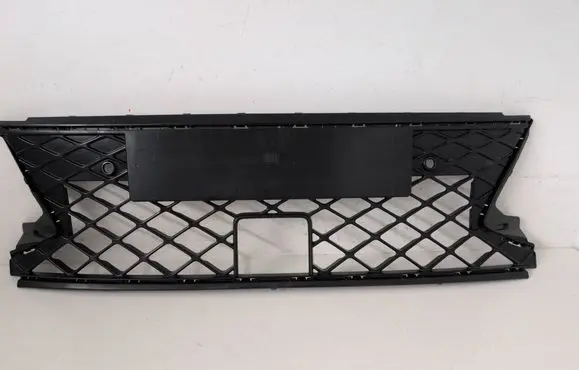 Volkswagen PASSAT B9 Front bumper lower grill 3J0853677F 3J0853677G