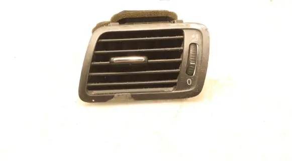 Volkswagen PASSAT B6 Dashboard side air vent grill/cover trim