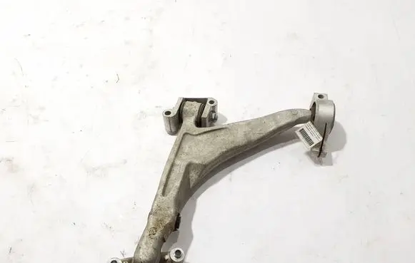 Volvo XC90 Front lower control arm/wishbone 31360644