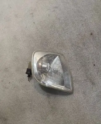 Volkswagen Polo Front indicator light 