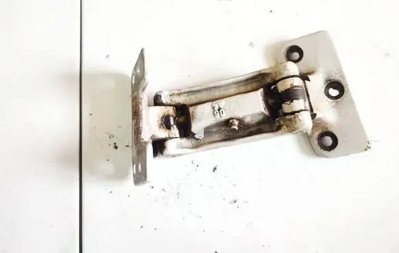 Peugeot Boxer Front door upper hinge 06a4