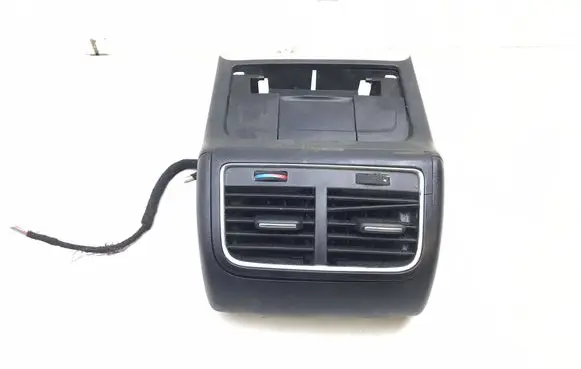 Audi A4 S4 B8 8K Rear air vent grill 8k0864376