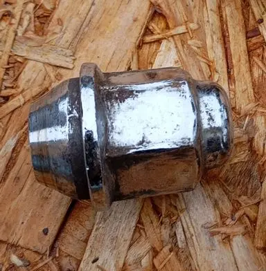 Nuts/bolts