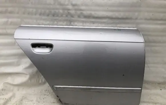 Audi A4 S4 B7 8E 8H Rear door