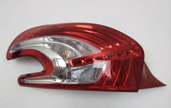 Peugeot 208 Rear/tail lights 00417V0101 967262828002
