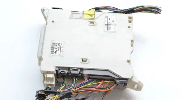 Lexus IS 220D-250-350 Fuse box set 8267253060