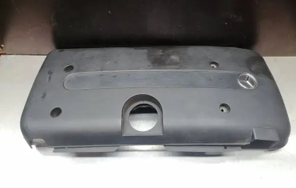 Mercedes-Benz E W211 Engine cover (trim) A6470100067