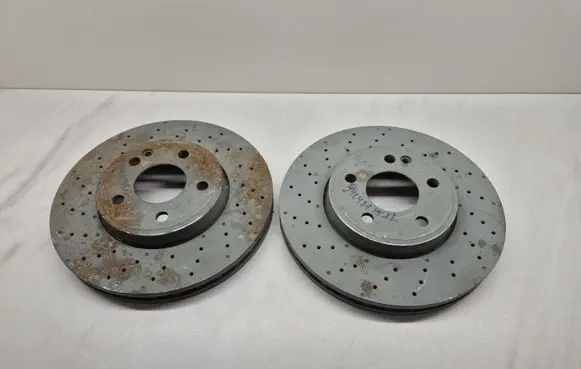 Mercedes-Benz B W246 W242 Front brake disc A2464212512