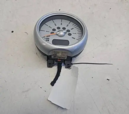 Mini One - Cooper R50 - 53 Speedometer (instrument cluster) 62116924924